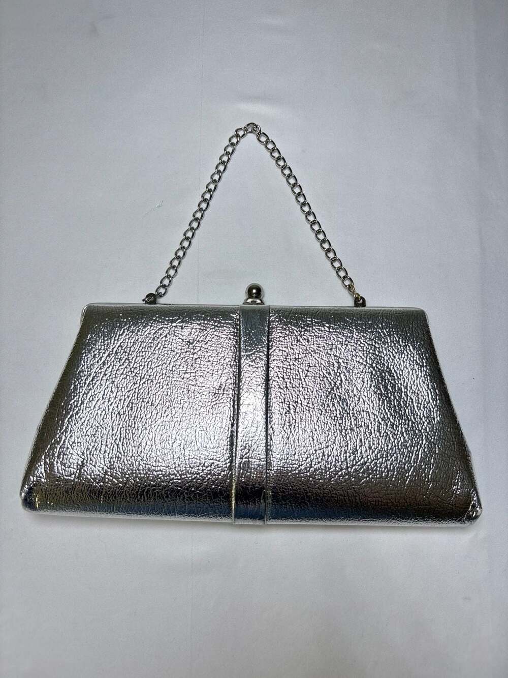 Vintage Metallic Silver Faux Leather Evening Clutch Purse with Chain Strap